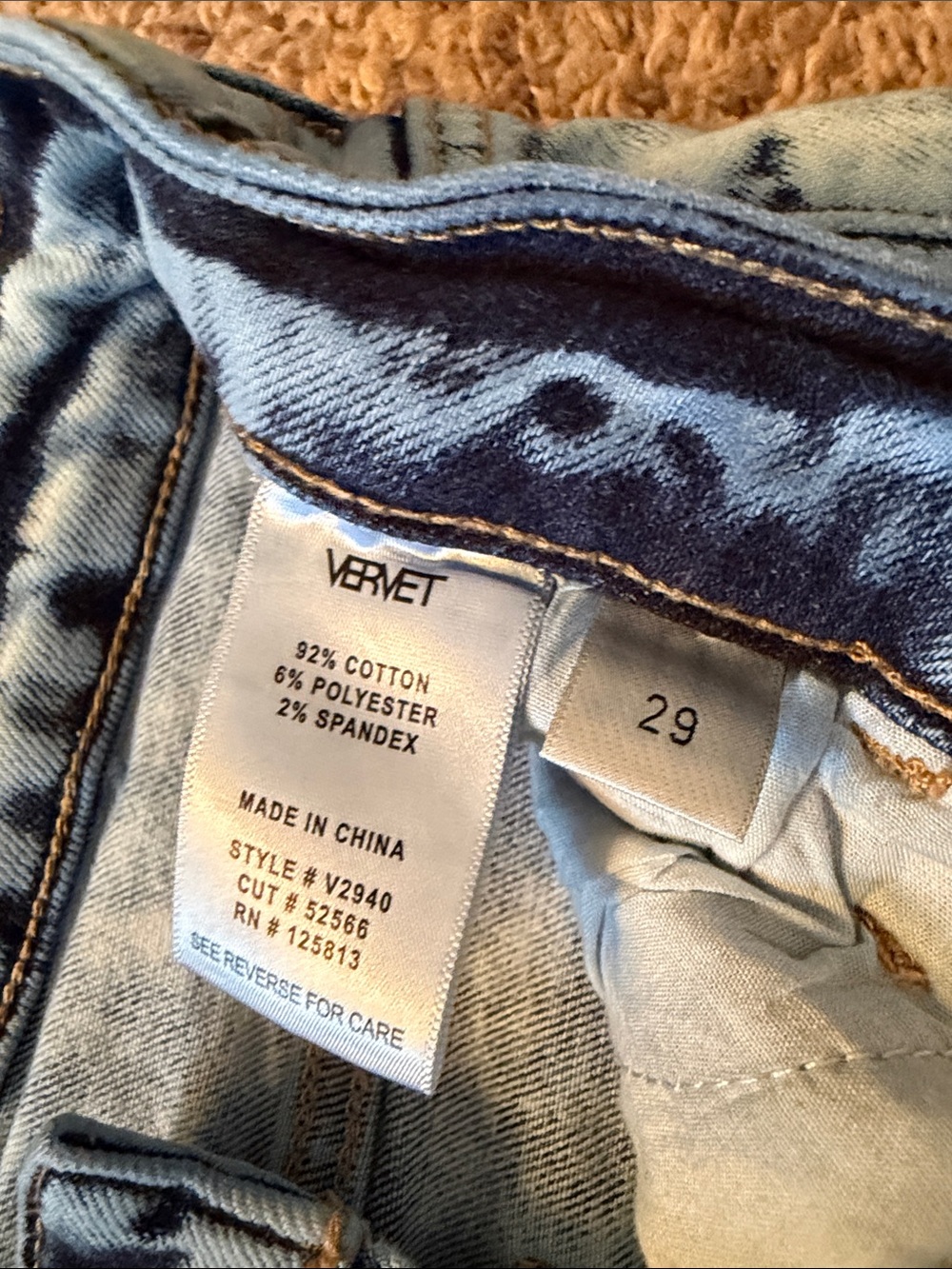 Vervet Bella High Rise Cropped Jeans. Size 29 - Picture 4 of 10